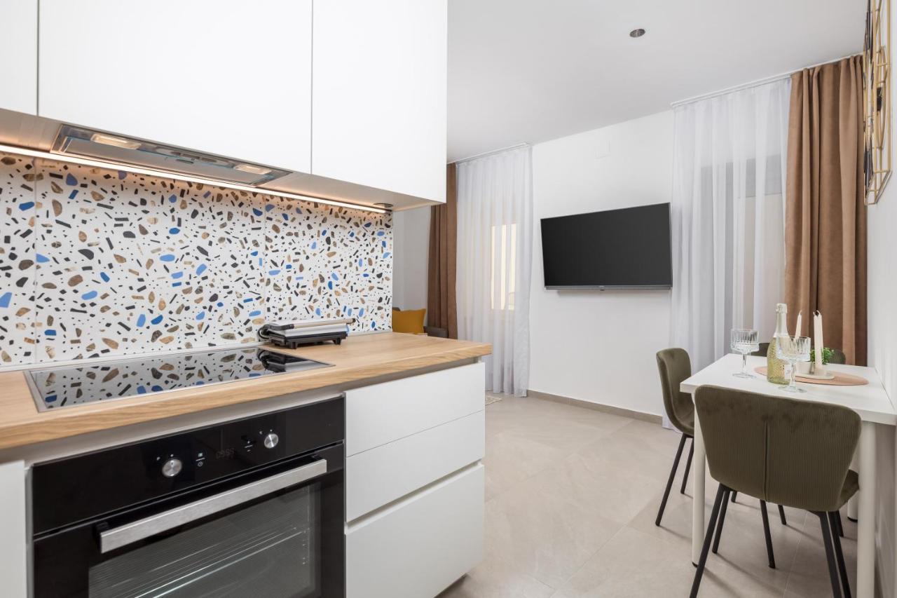 Apartment Salita Calvario Риека Экстерьер фото