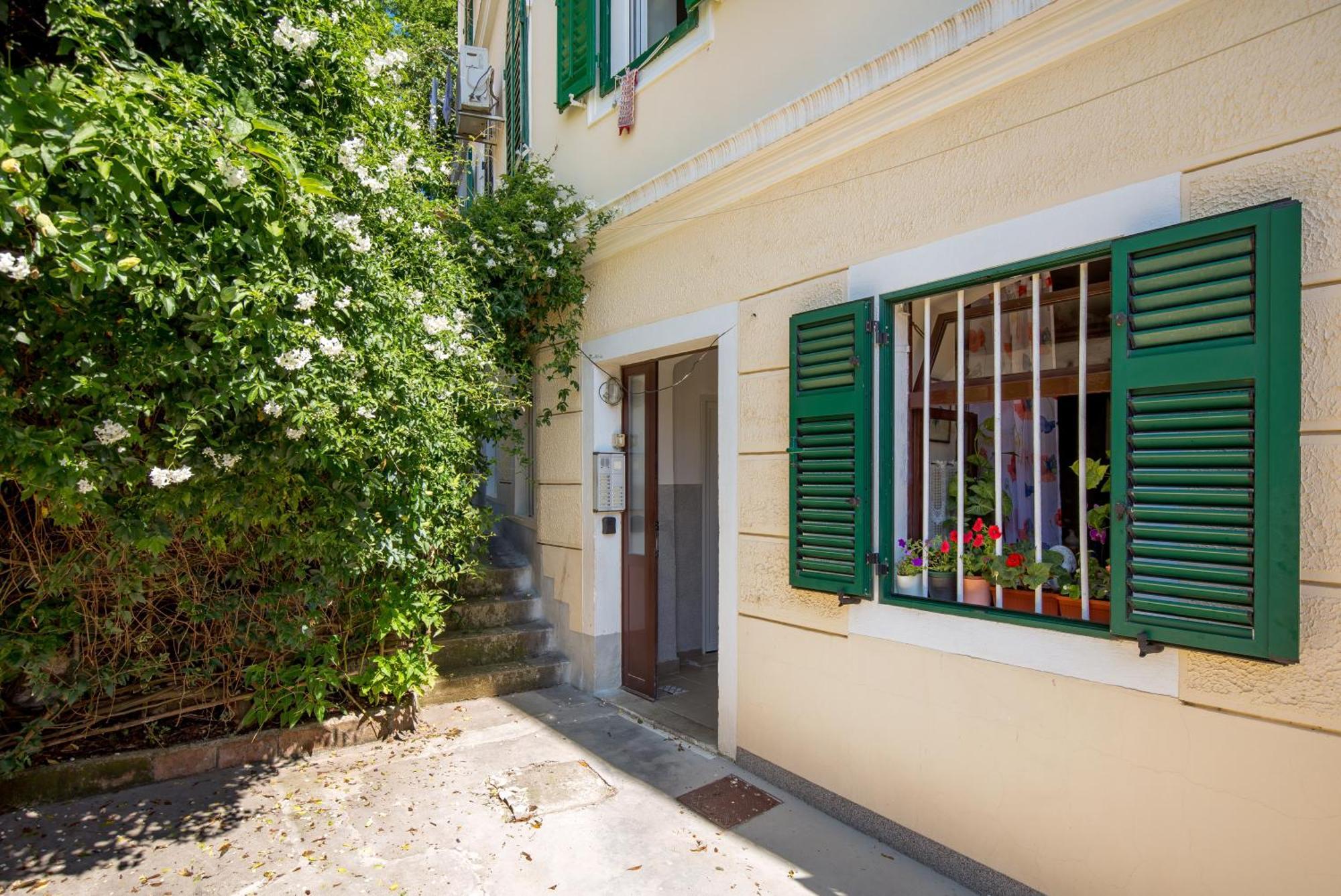 Apartment Salita Calvario Риека Экстерьер фото